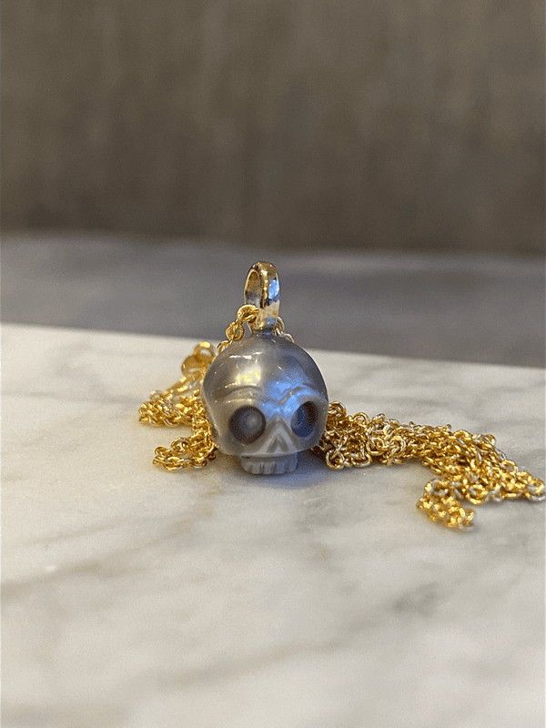 Scull perle pastellgrå